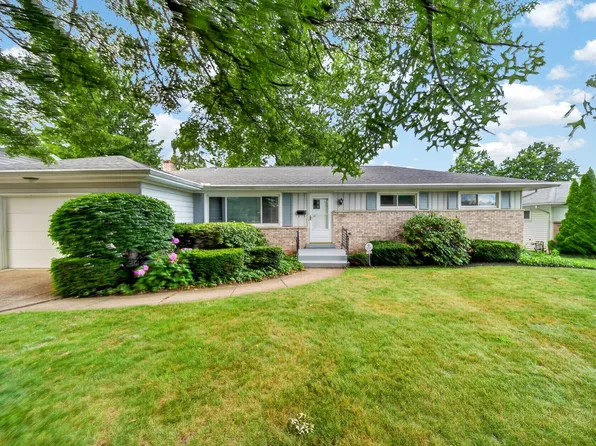 3512 Delmar Dr, Erie, PA 16506