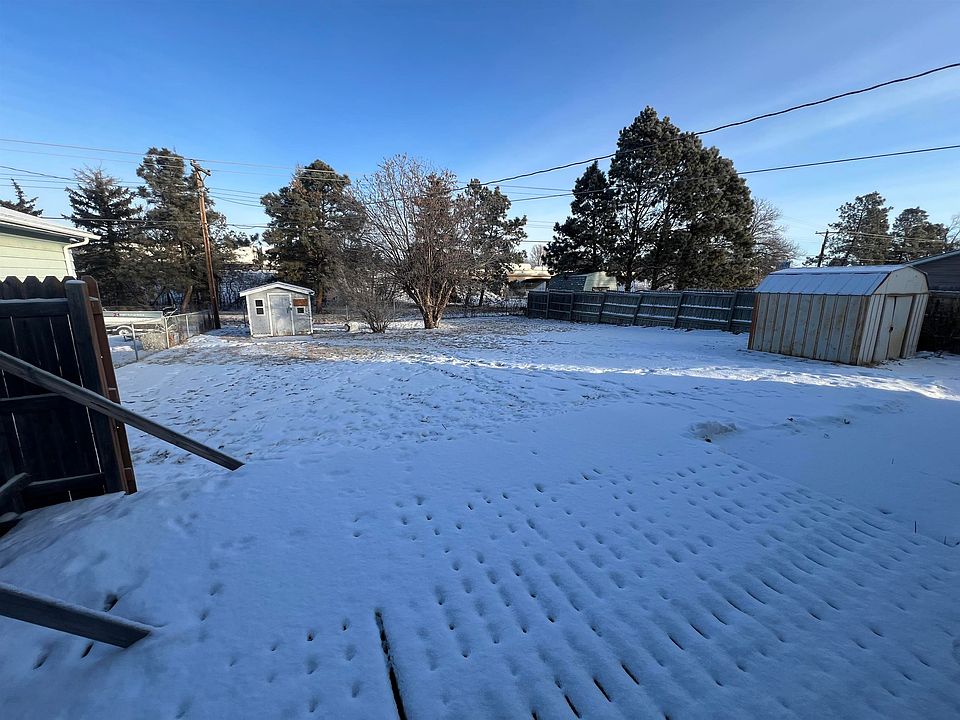 330 E Turnpike Ave, Bismarck, ND 58501 MLS 240061 Zillow