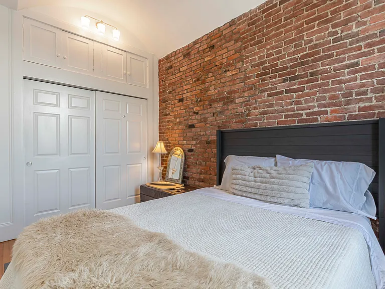 462 Beacon St #22 — Photo 14