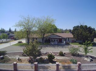 8161 N Sunnyside Ave, Clovis, CA 93619