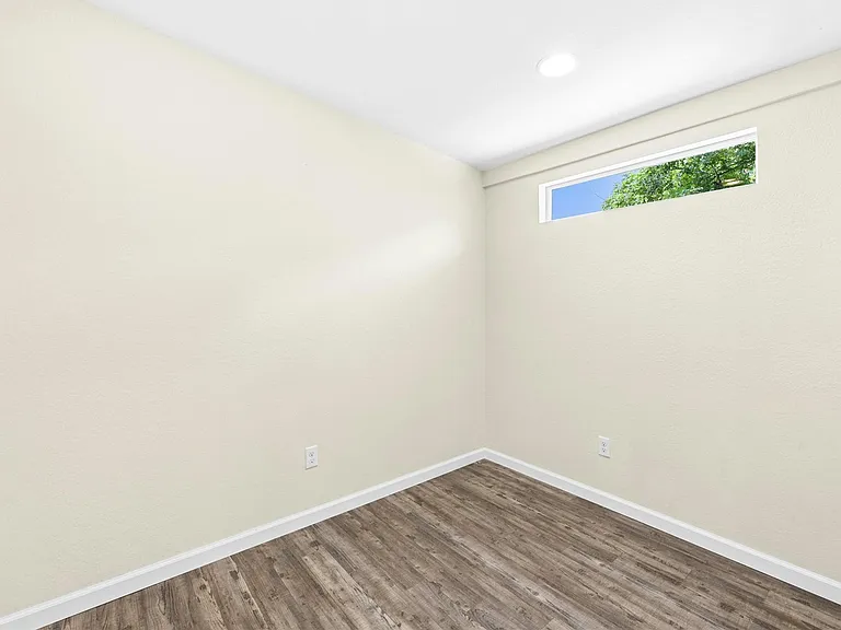 904 Philco Dr #B — Photo 18