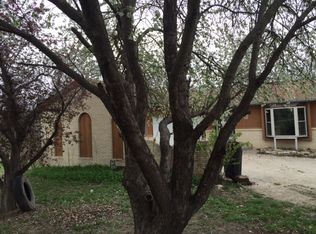 16667 Stage Cir, Wamego, KS 66547