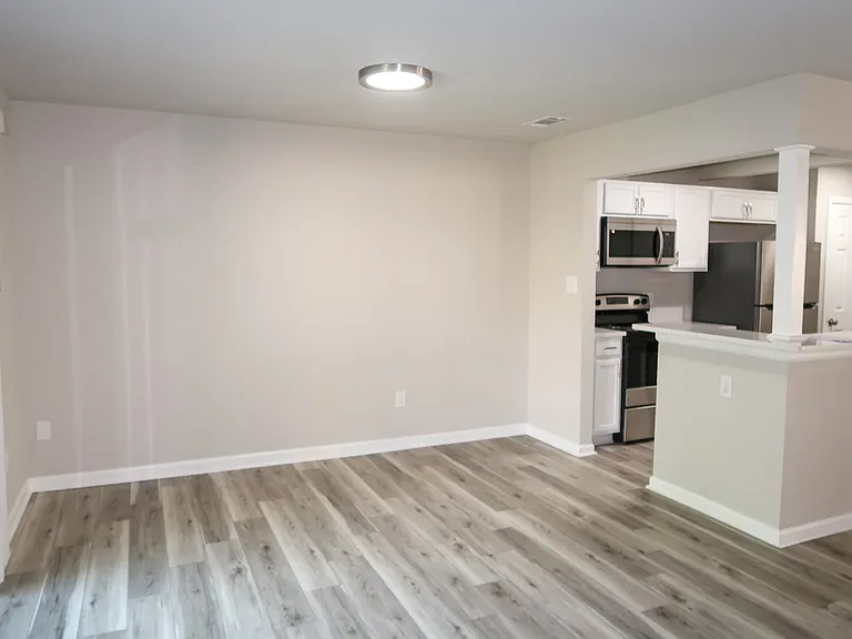 4822 Oldwick Ct — Photo 11
