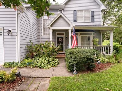 84 Park Village Ln, Greensboro, NC, 27455