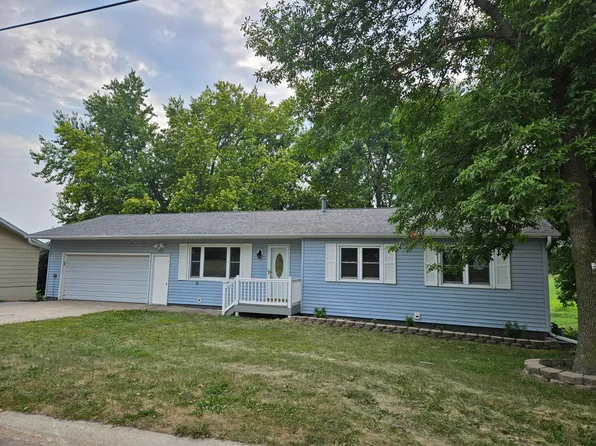 278 Powers Ave N, Alden, MN 56009