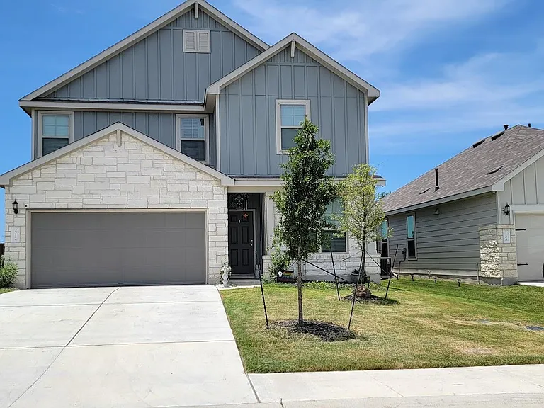 2212 Cliffbrake Way — Photo 1