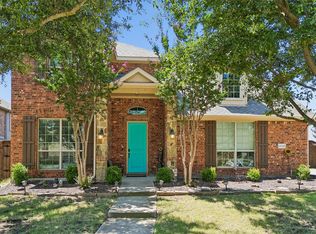 5732 Chateau Dr, Sachse, TX 75048