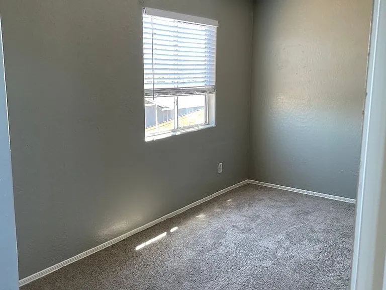 1429 S 15th Ave #2 — Photo 6