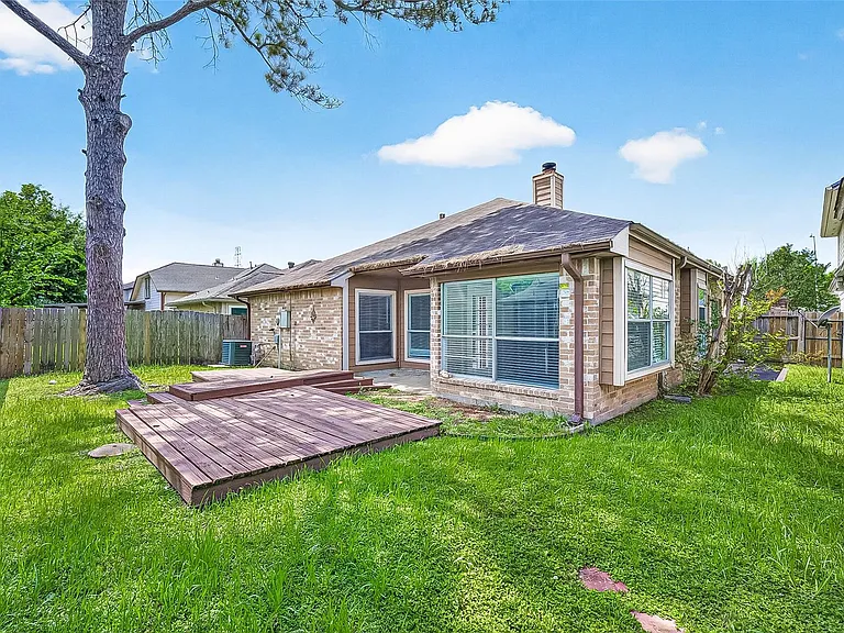 12403 Meadow Ridge Dr — Photo 45