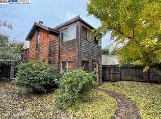 1447 Kains Ave, Berkeley, CA 94702