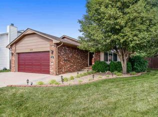 1810 S Red Oaks St, Wichita, KS 67207