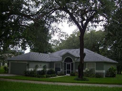 Beautiful Home Spectacular 1 acre Lot!