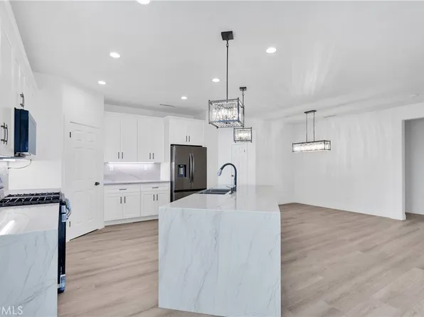 11702 Cloverlawn Ct, Adelanto, CA 92301