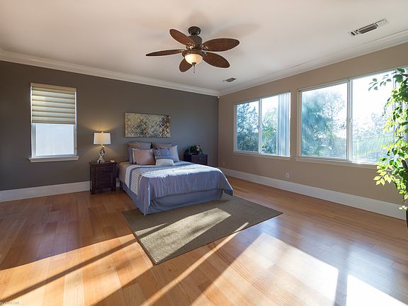 2nd image of 11242 Vandemen Way