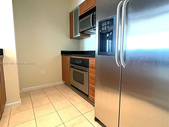 4th image of 610 W Las Olas Blvd APT 1321N
