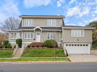 74 Kipp Ave, Hasbrouck Heights Boro, NJ 07604