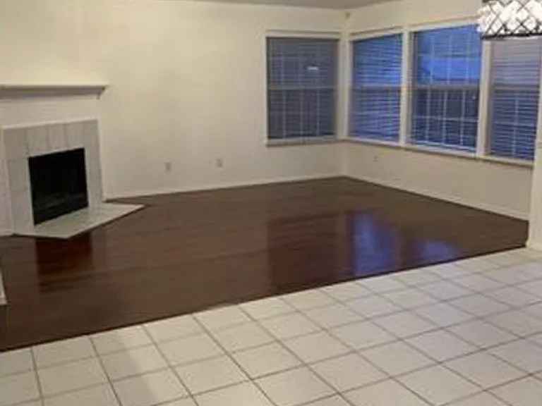 4317 Palmdale Dr — Photo 1