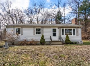 32 Ingram Rd, Leicester, MA 01524