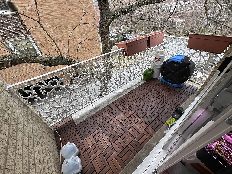 710 Oakton St #306 — Photo 7