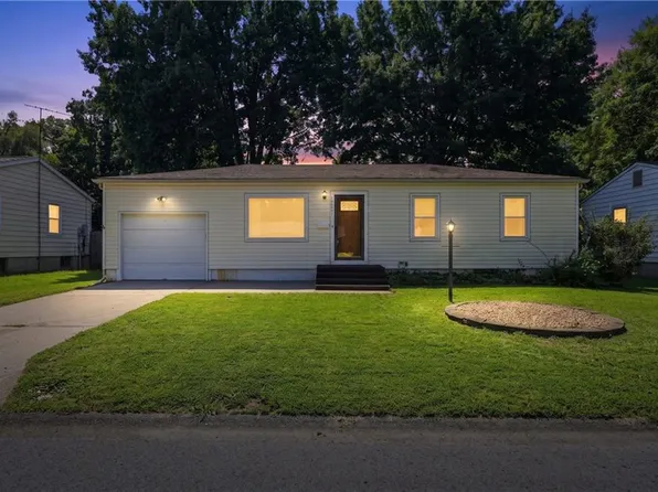 16007 E 17th St S, Independence, MO 64050