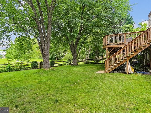5th image of 18808 Cross Country Ln