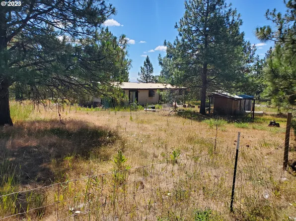 337 Wahkiacus Heights Rd, Wahkiacus, WA 98670