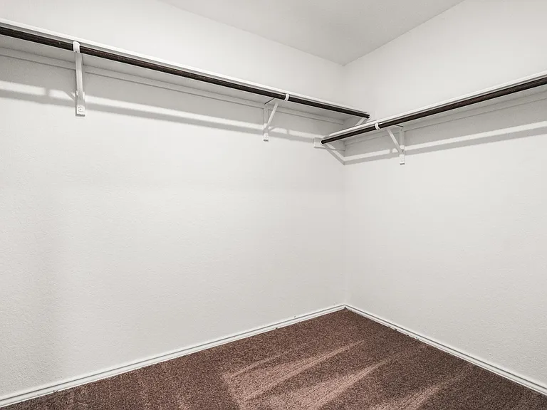 907 Stricker Path — Photo 18