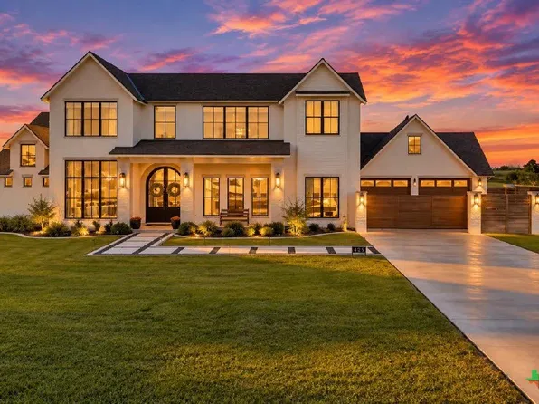 425 Sendera Loop, Victoria, TX 77904
