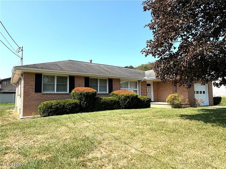 1st image of 1330 Parkview Dr