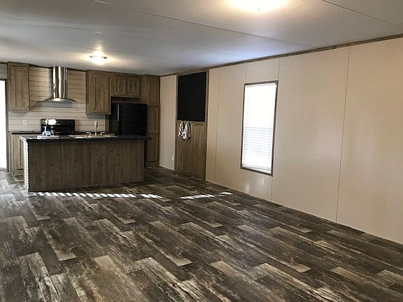 4th image of 4074 County Road 351