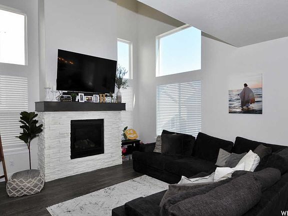4th image of 4334 W Nash Ln