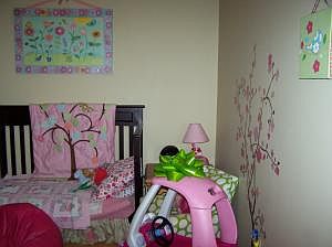 4th image of 614 Valley Dr