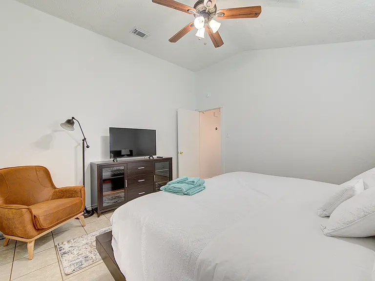 9126 Benwick Dr — Photo 36