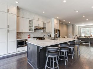 96 Allen Rd, Sandy Springs, GA 30328