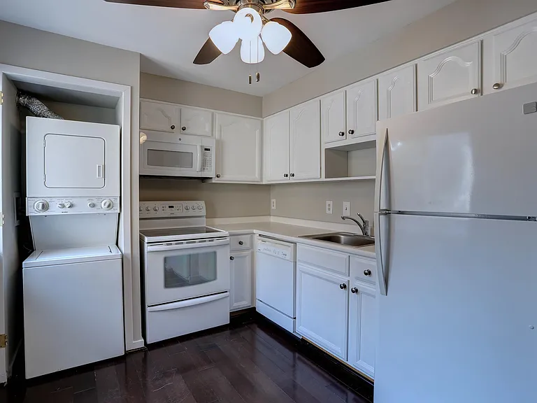8906 Battery Pl #4 — Photo 4