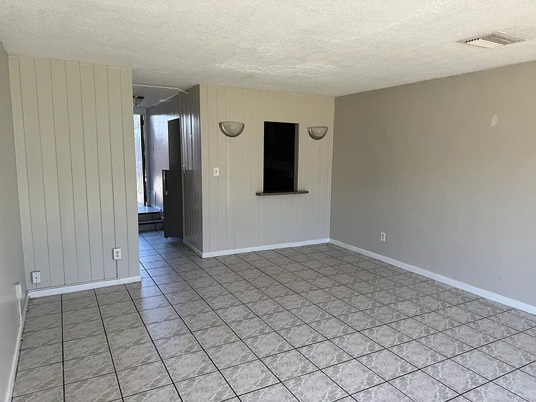 Cocoa Hilltop Apartments — Photo 22