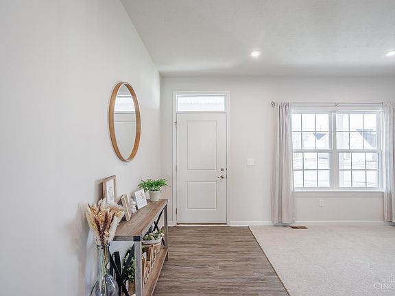 4th image of 1586 Rosebush Ct