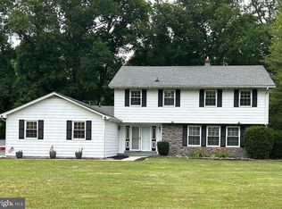 159 Riverside Dr, Elkton, MD 21921