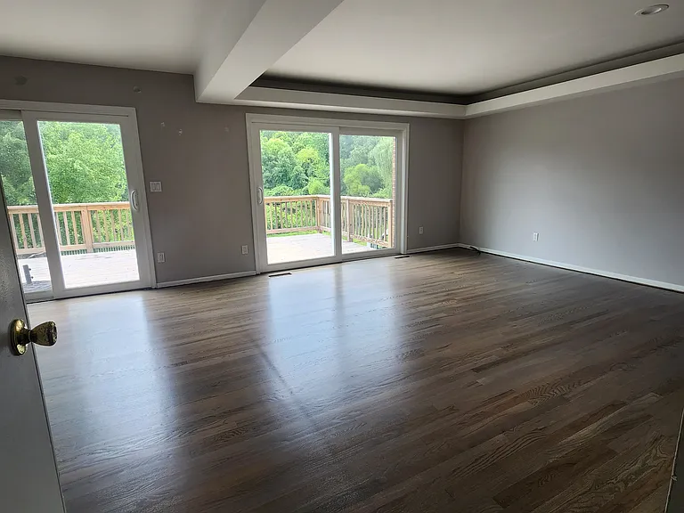 18 Mendham Ave — Photo 1