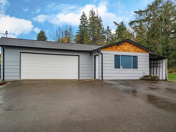 3rd image of 4720 44th Ave E