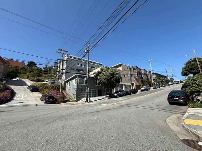 4640 Balboa St #7 — Photo 8