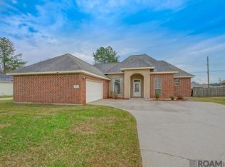 12600 Woodland Hill Rd, Denham Springs, LA 70706