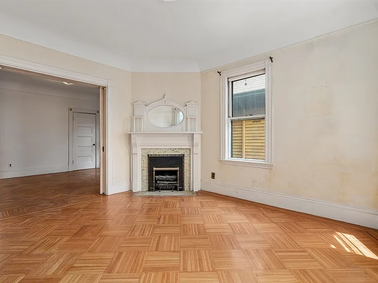 28 Boylston St #2 — Photo 10