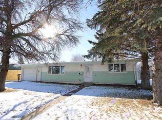 1815 W Central Ave, Minot, ND 58701