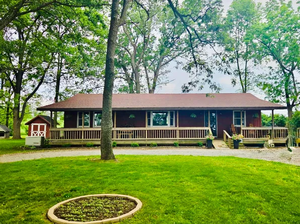 30069 Brandt Rd, Colon, MI 49040