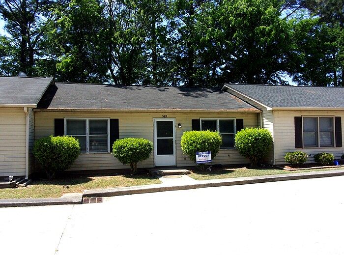 1st image of 589 Cedarvilla Dr #589