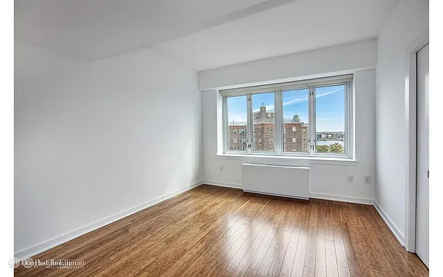 Rented by Douglas Elliman | media 16