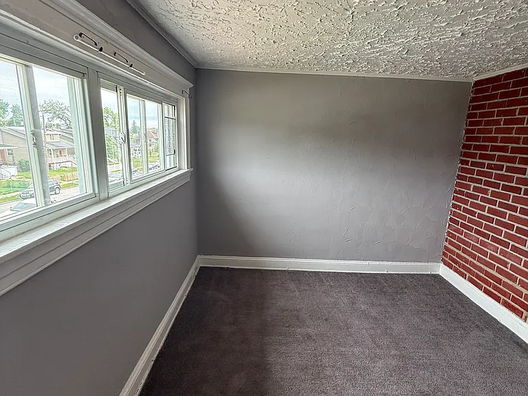 3610 Woodbine Ave #2 — Photo 5
