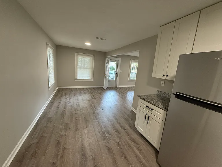 8025 Robinson St — Photo 9