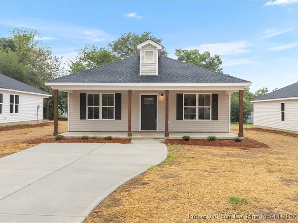 221 E Washington St, Coats, NC 27521